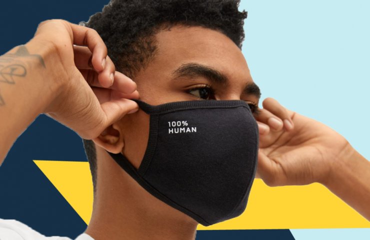Protective masks made of neoprene fabric