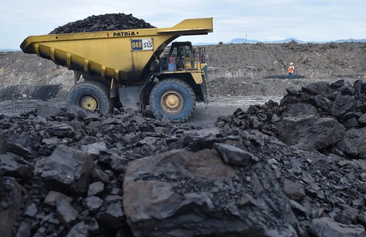 Chinese coal giants are trying to stabilize supplies and prices