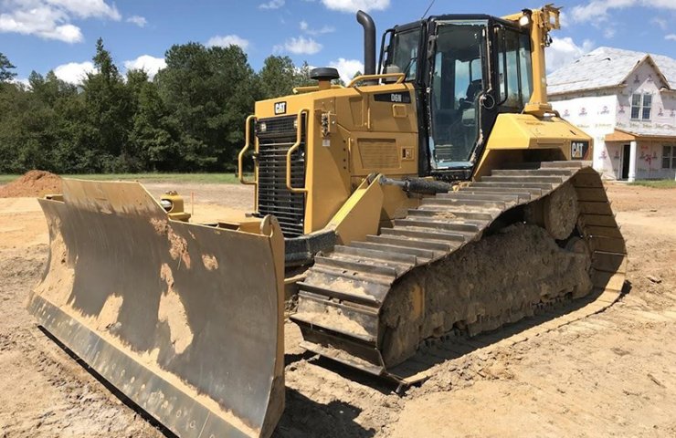 Renting a bulldozer: when you need it, how to choose the right model