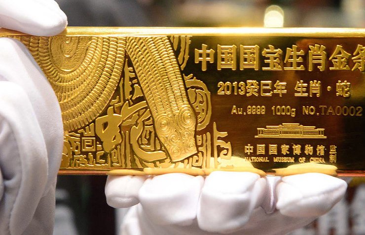 Споживання золота в Китаї в 2020 році впало на рекордні 18% через пандемію коронавируса