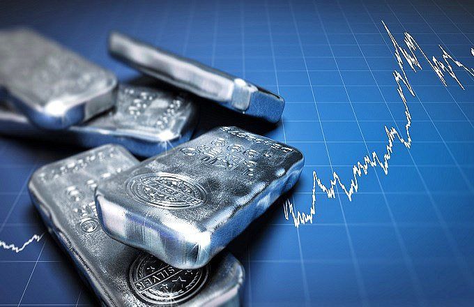 Биржевые цены на серебро упали во вторник на 11% после взлета на 13% в понедельник