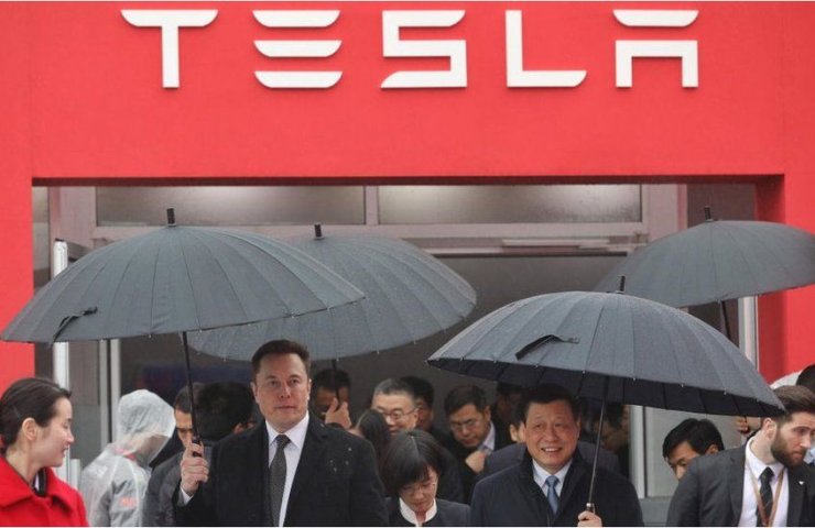 На Tesla «наїхали» в Китаї за неякісні машини моделі Y