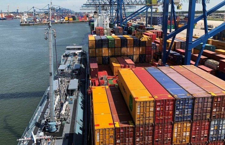 Особливості контейнерних морських перевезень