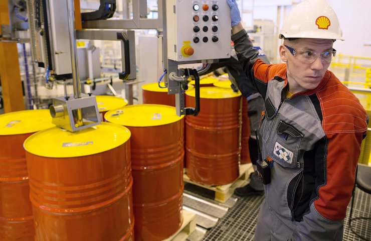 Нефтяной гигант Shell уходит в водород и биотопливо отказываясь от нефти