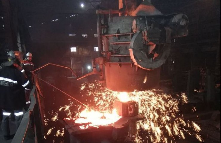 At the Yaroslavsky metallurgical plant in the Dnieper began to pay for new workers