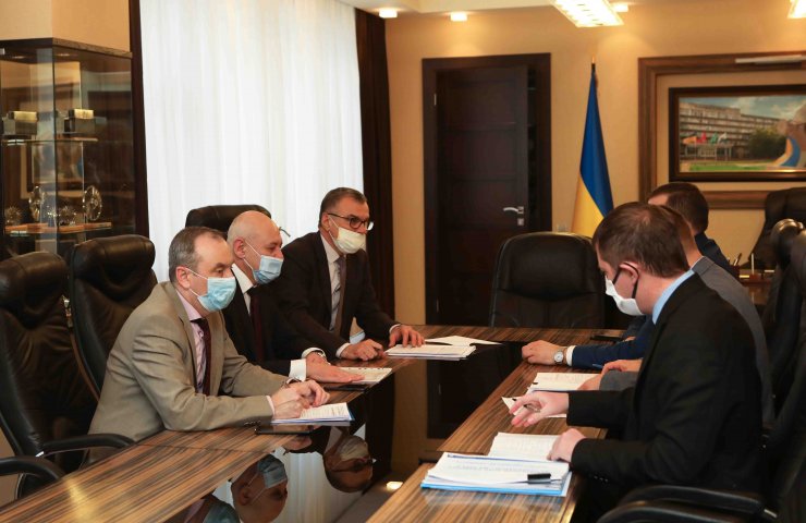 Turboatom and Electrotyazhmash discussed prospects for cooperation under Ukrhydroenergo contracts