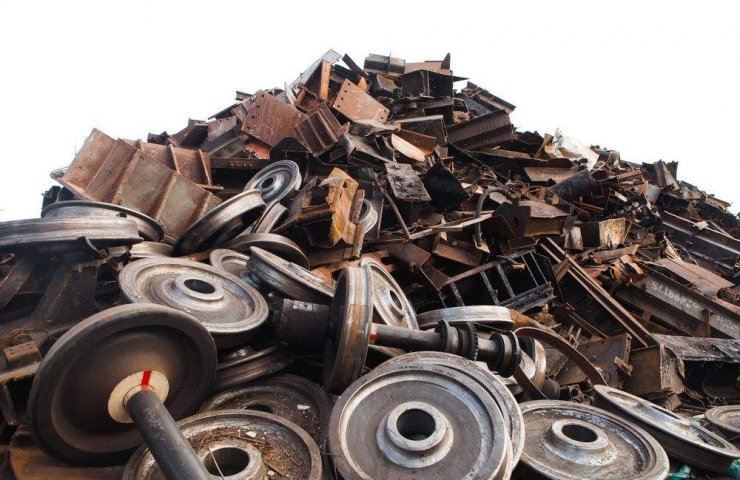 Since the beginning of the year, Ukrzaliznytsia has successfully sold scrap metal worth 1 billion hryvnia