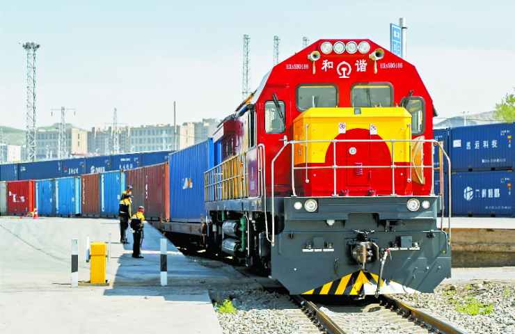 The China-Europe freight train departs for the first time from the hometown of the discoverer of the Great Silk Road
