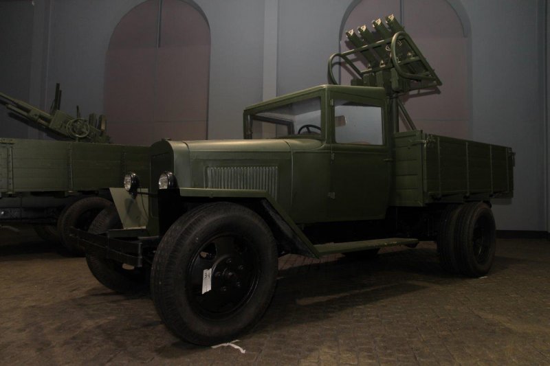 9 Мая бронеавтомобили времен Второй мировой войны займут позиции в центре Екатеринбурга