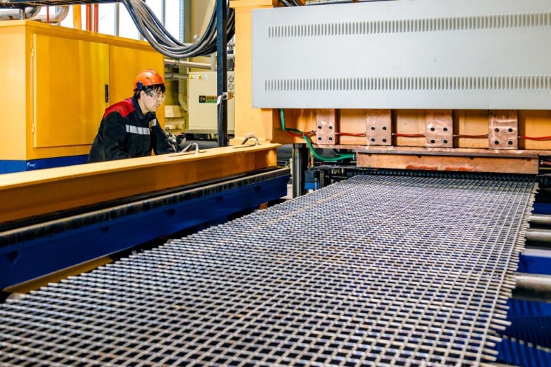 АТ «Уралелектромедь» виготовило міцний підлогу для Среднеуральского мідеплавильного заводу