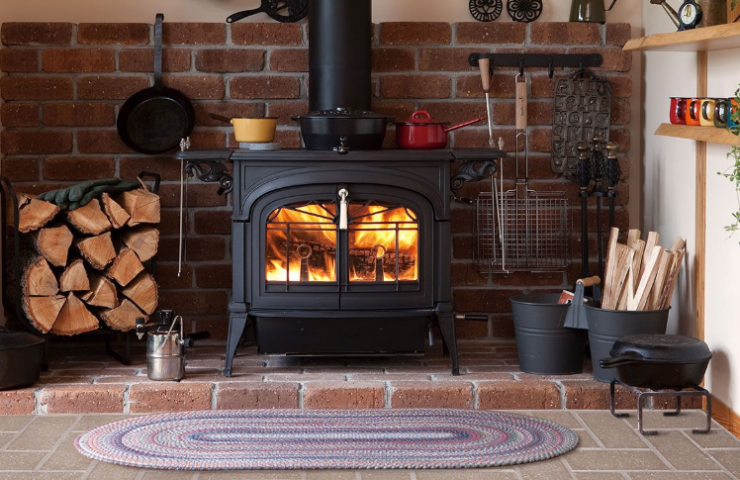 Cast iron or steel fireplace for your home?