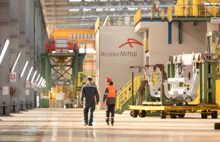 Metallurgical giant ArcelorMittal reports its best quarter in a decade