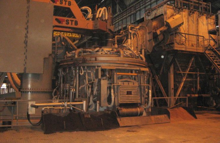 Завод Електросталь в Курахово продовжує простоювати через дефіцит металобрухту