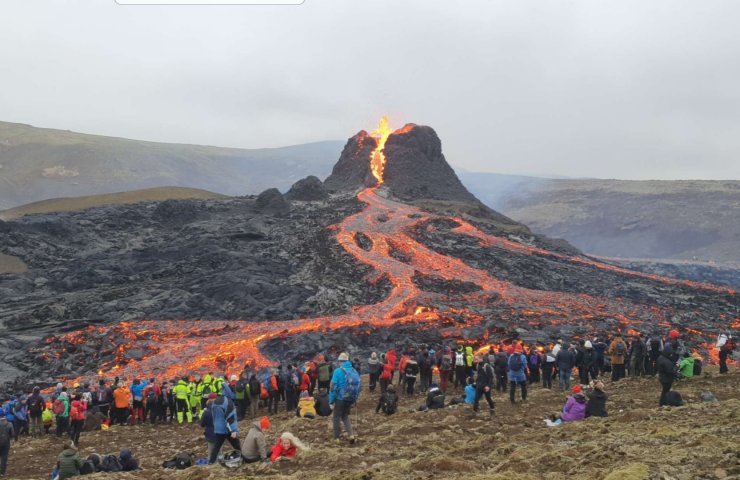 Volcano woke up in Iceland put up for sale