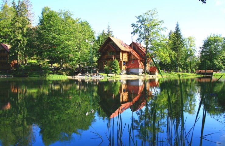 Де провести літо в Карпатах