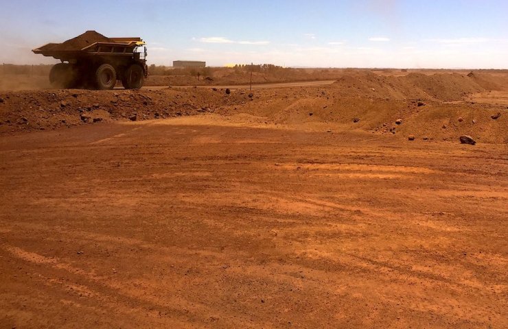 Mining companies around the world have puzzled charging stations for mining dump trucks