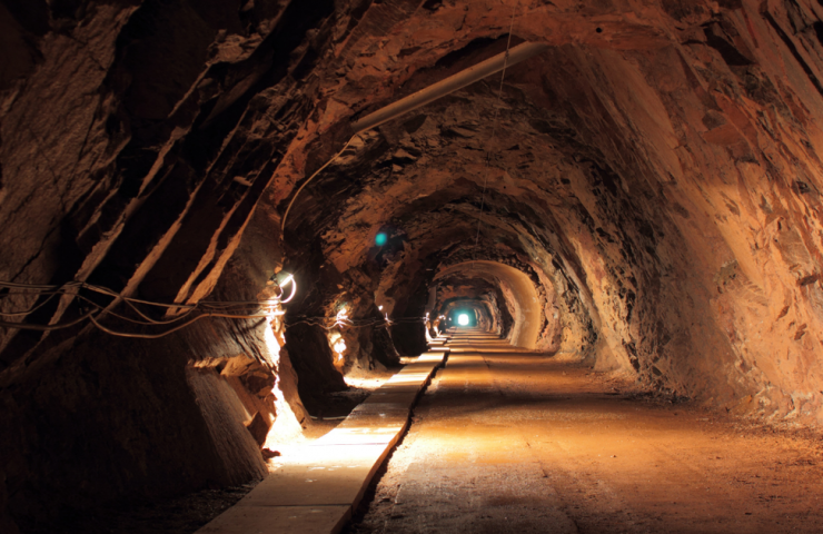 6 people trapped in a coal mine accident in eastern China