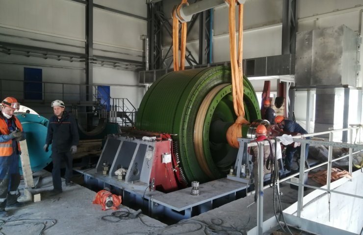 Installation of the first mine hoisting machine of Uralmashzavod began in Altai