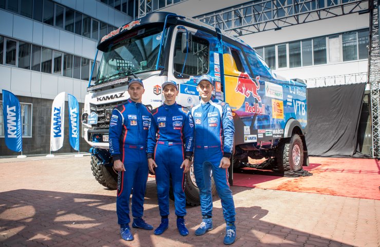 РОЖДЕНИЕ СВЕРХНОВОЙ: «КАМАЗ-Мастер» презентовал спортивный грузовик поколения К5.