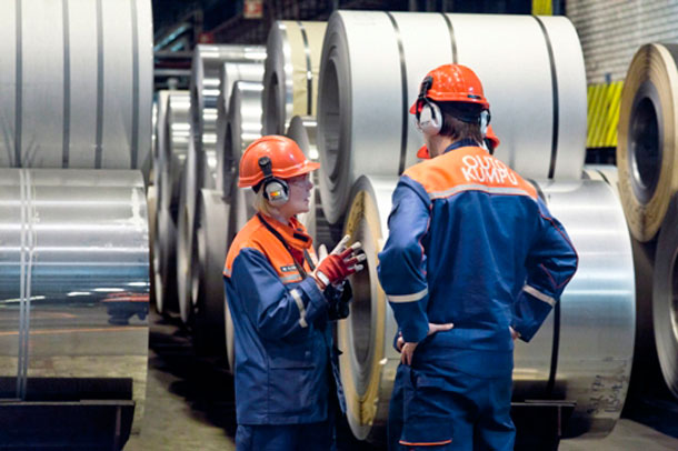 Європейські покупці нержавіючої сталі вимагають від заводів приймати замовлення на рік вперед