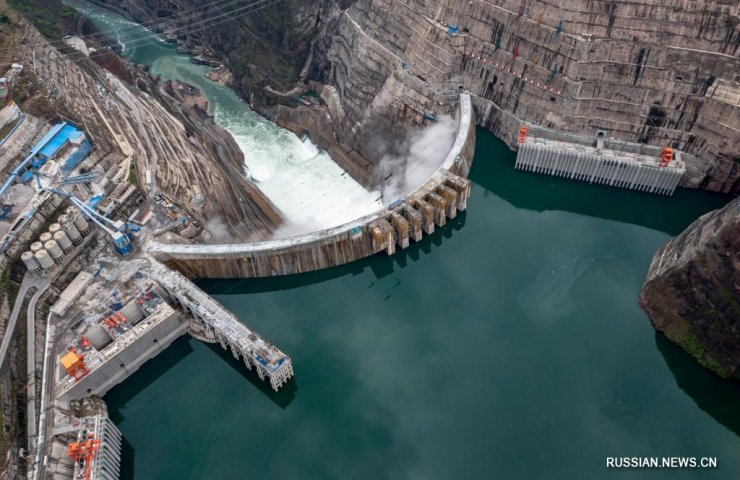 China begins commercial operation of the world's second largest hydroelectric power plant