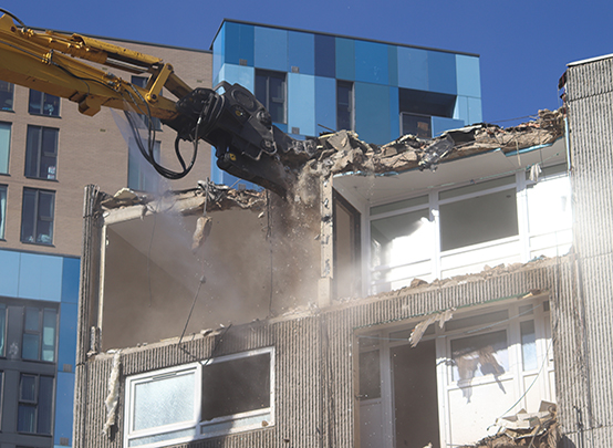 Dismantling of high-rise buildings