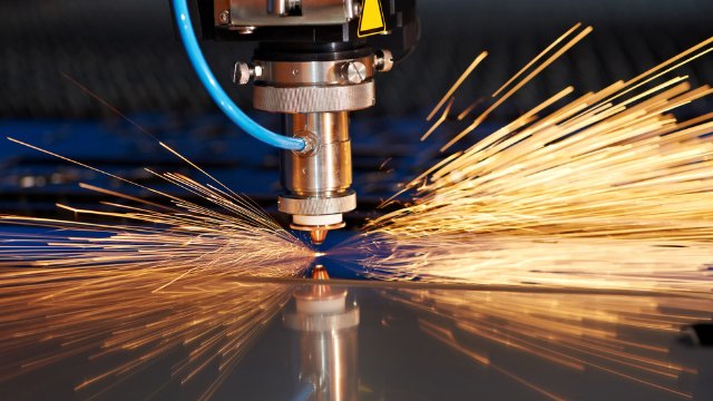 Plasma cutting of metal: the principle of the plasma cutter