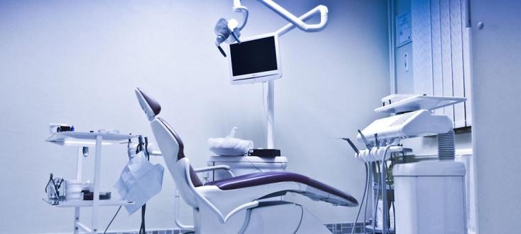 Матеріали та обладнання для стоматології