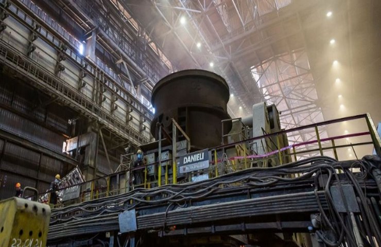 На «Азовстали» усовершенствовали технологию внепечной обработки стали