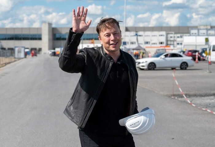 Ілон Маск влаштовує «Гіга-фест» на берлінській Гігафабріке Tesla в Грюнхайде