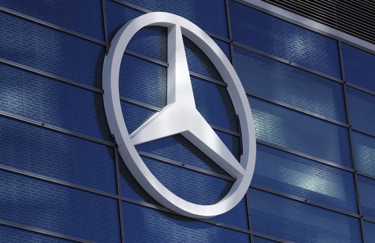 Против BMW и Mercedes-Benz в Германии поданы иски в суд за отказ сократить выбросы CO2