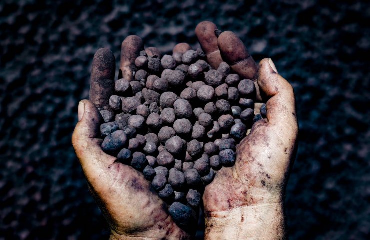 The collapse of ore prices threatens Ukrainian producers with the loss of part of the Chinese market