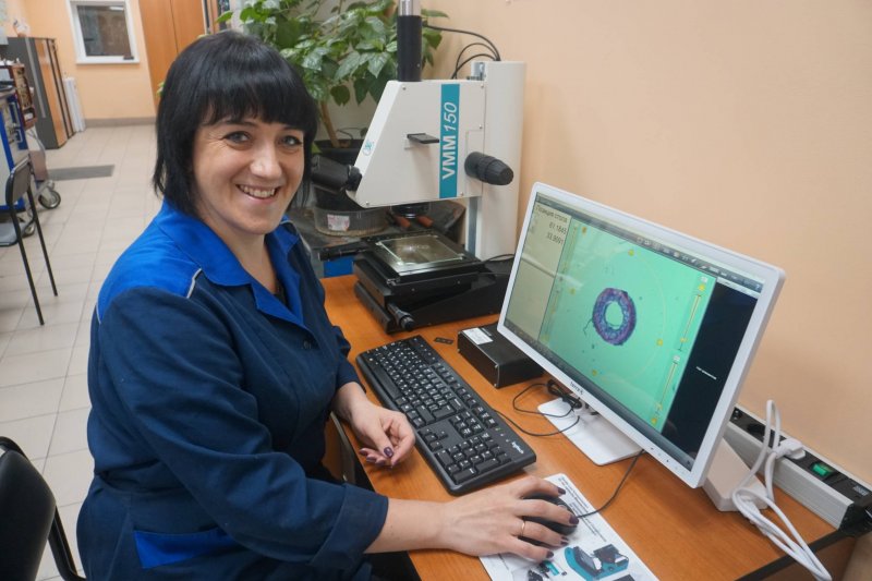 Кольчугинский «Электрокабель» приобрел высокоточные микроскопы для контроля качества продукции