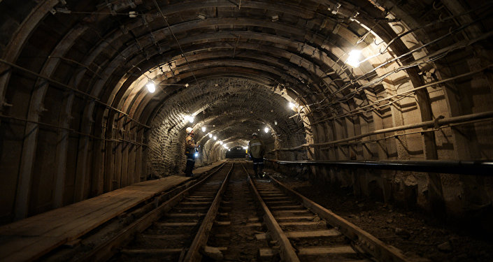 В результате аварии на угольной шахте АрселорМиттал в Казахстане погибли 6 горняков