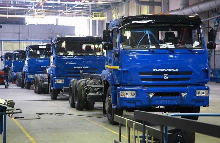 KAMAZ refused from planned corporate vacation in 2022 due to large production load