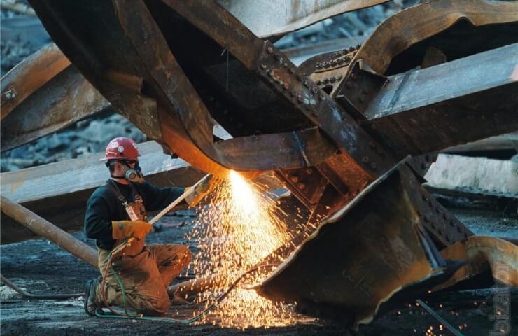 Услуги демонтажа металлоконструкций