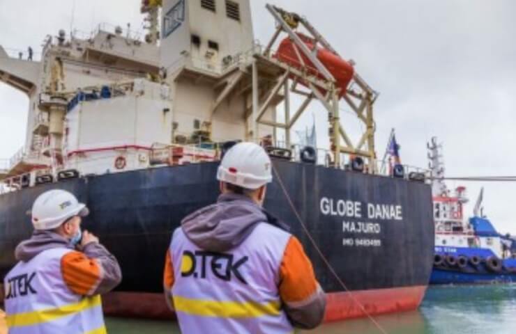 ДТЭК привез в Украину второе из семи судов «Панамакс» с американским углем для ТЭС
