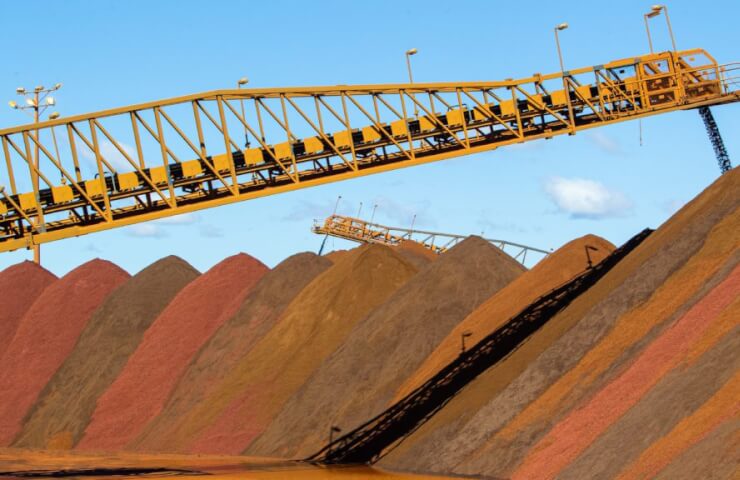 Цены на железную руду неожиданно для аналитиков взлетели на 10%
