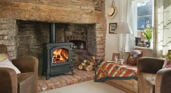 Fireplace stoves: advantages and disadvantages of stove equipment