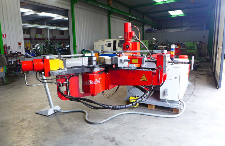 Металлообрабатывающее оборудование на сайте «Mach4metal»