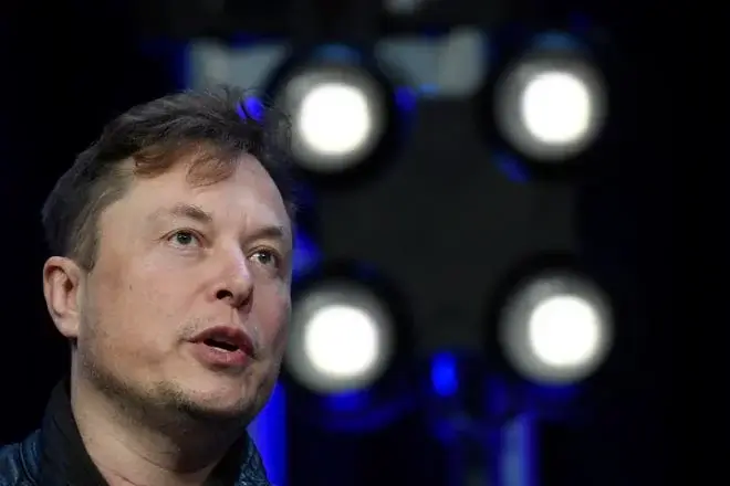 Elon Musk sets rules in space, as ESA head says