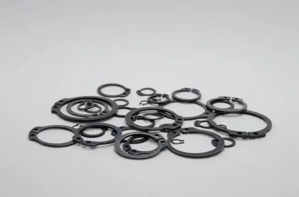 Продаж стопорних кілець