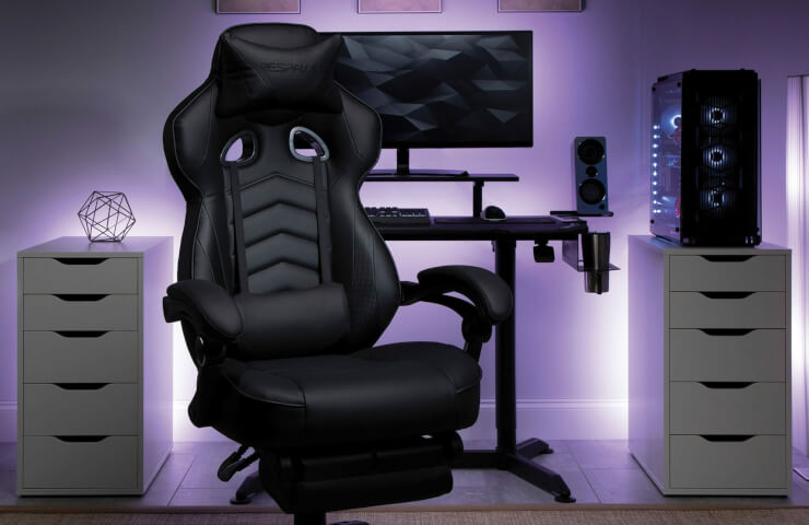 Gaming chairs in the "Eclectic" store