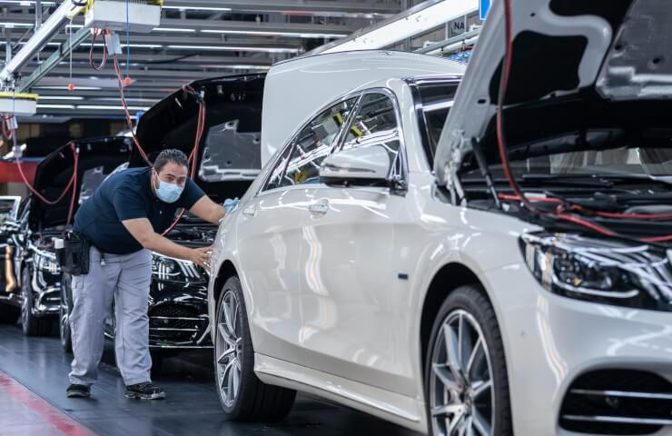 Ведущие автопроизводители заявили о повышении цен на автомобили из-за роста цен на сталь