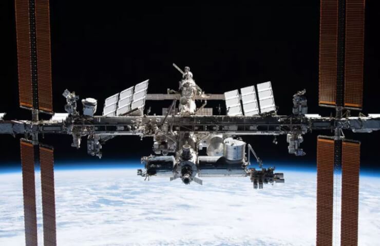 Белый дом поручает НАСА продлить работу на МКС до 2030 года