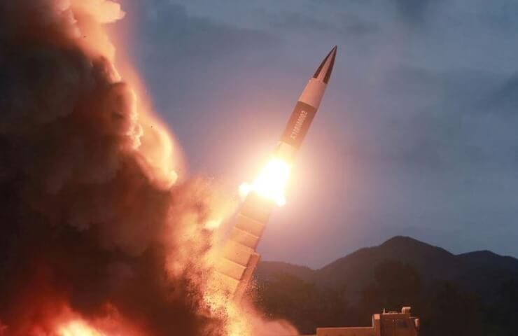 КНДР підтвердила успішний випробувальний запуск гіперзвукової ракети