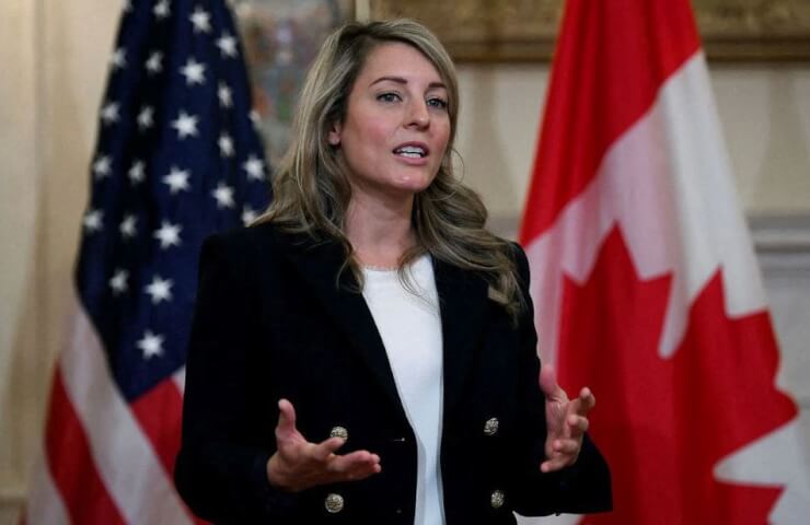 The Government of Canada advised its citizens to refrain from traveling to Ukraine