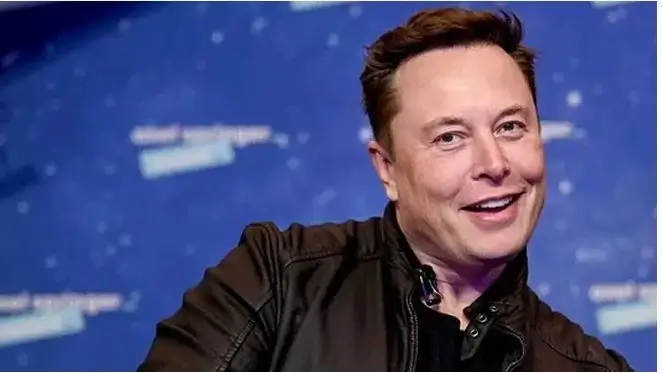 Elon Musk is worried that there aren't enough people on Earth to colonize Mars