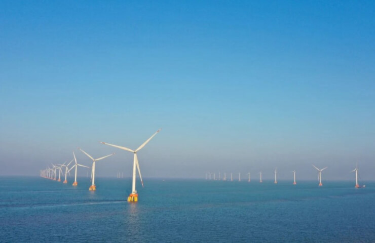 Оффшорная ветряная электростанция на востоке Китая заработала на полную мощность