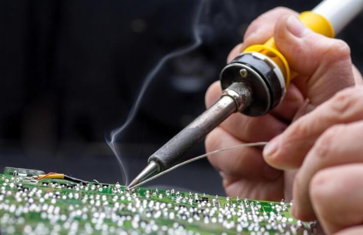 Electric soldering irons